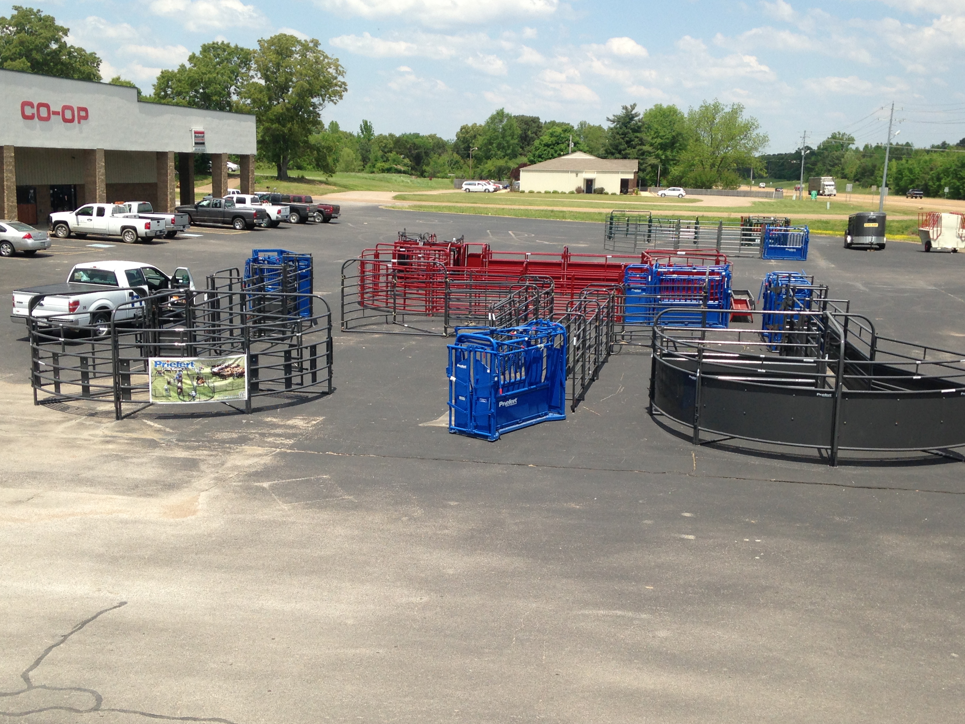 Mixed Outdoor Display 11.jpg